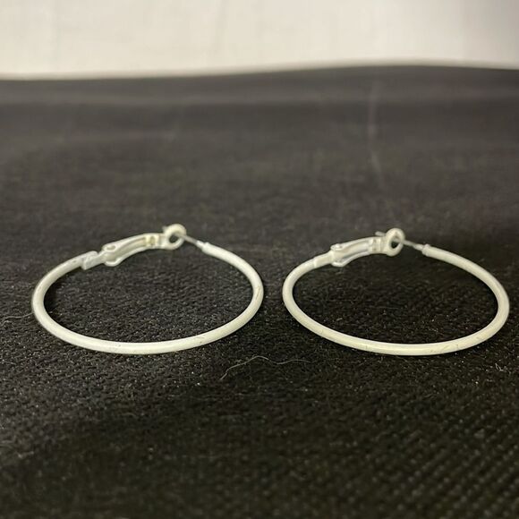 White hoop earrings   - Picture 3 of 3